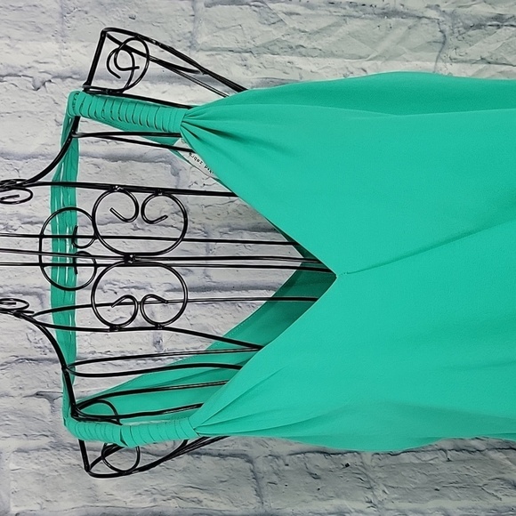 NAKED ZEBRA Green Sleeveless Blouse Medium - Picture 2 of 8